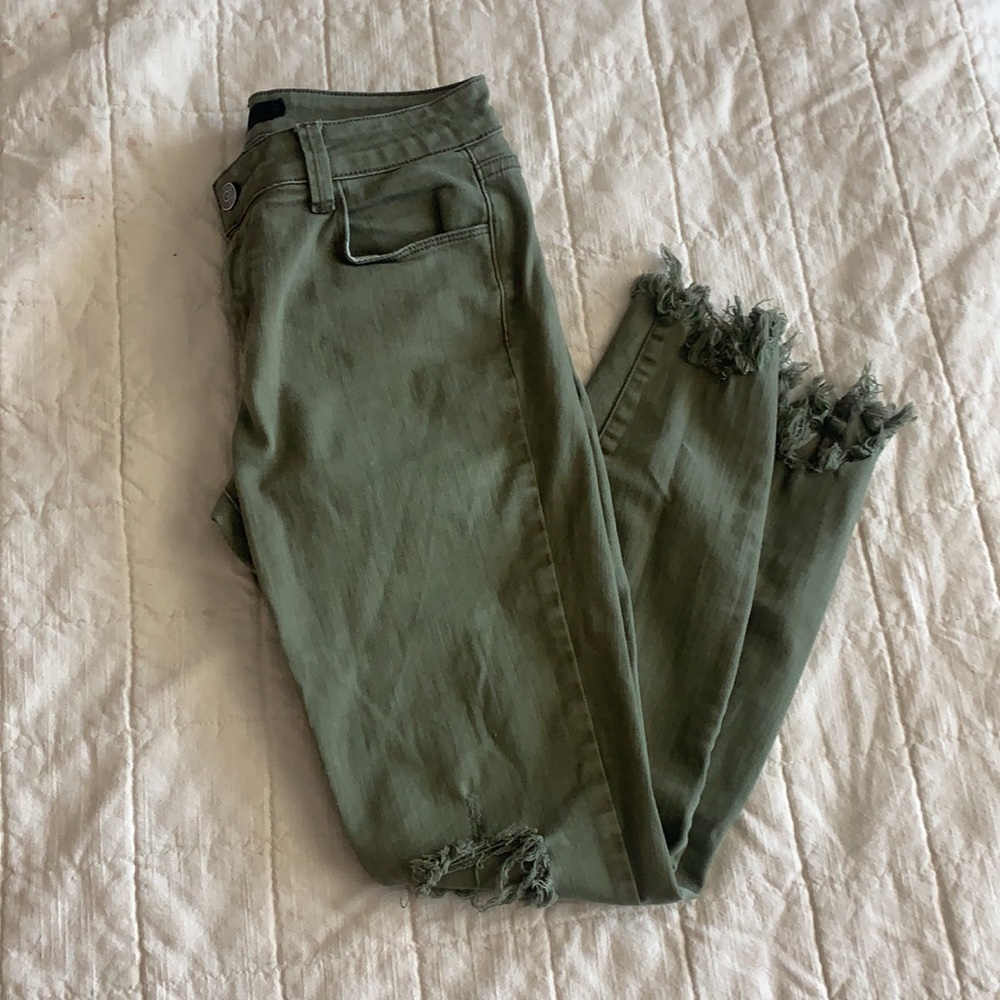 Roolee adorable midrise jeans